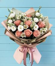 Букет цветов из:  Розы, Альстромерии и Лизиантусы #REPLACE_PRED# Верхнерусском