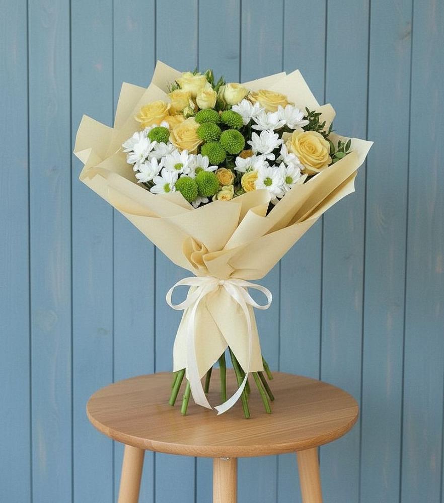 Букет цветов из: Хризантемы и Розы в Верхнерусском