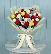 Букет цветов из:  Розы в Верхнерусском