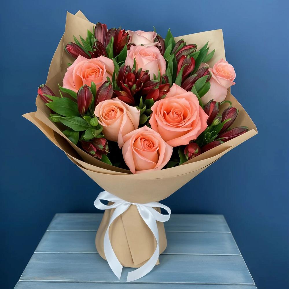 Букет цветов из: Розы и Альстромерии в Верхнерусском