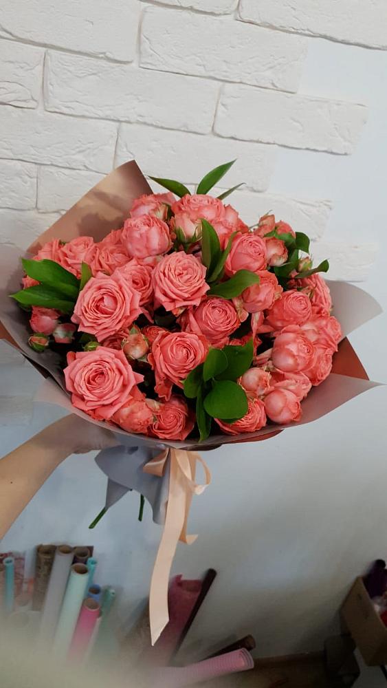 Букет цветов из: Розы в Верхнерусском