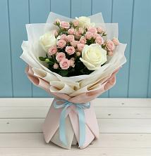 Букет цветов из:  Розы в Верхнерусском