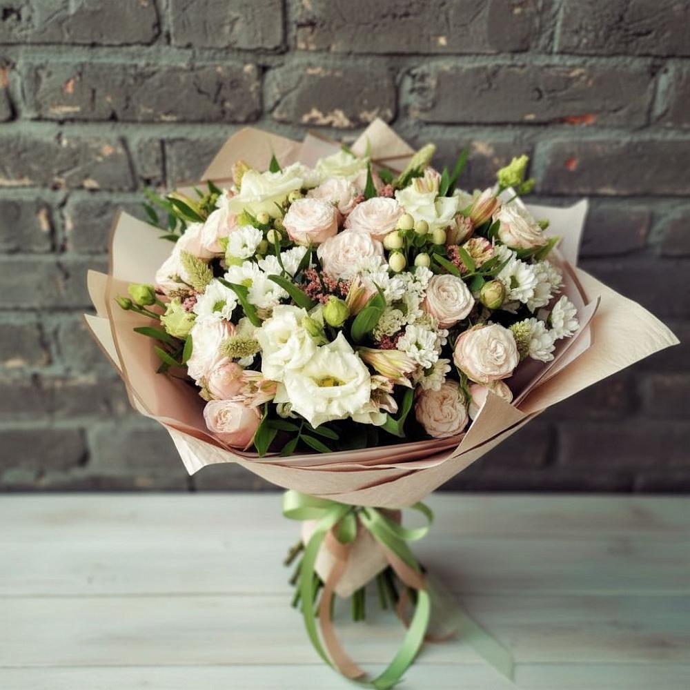 Букет цветов из: Альстромерии, Розы и Хризантемы в Верхнерусском