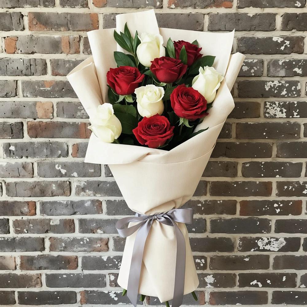 Букет цветов из: Розы в Верхнерусском