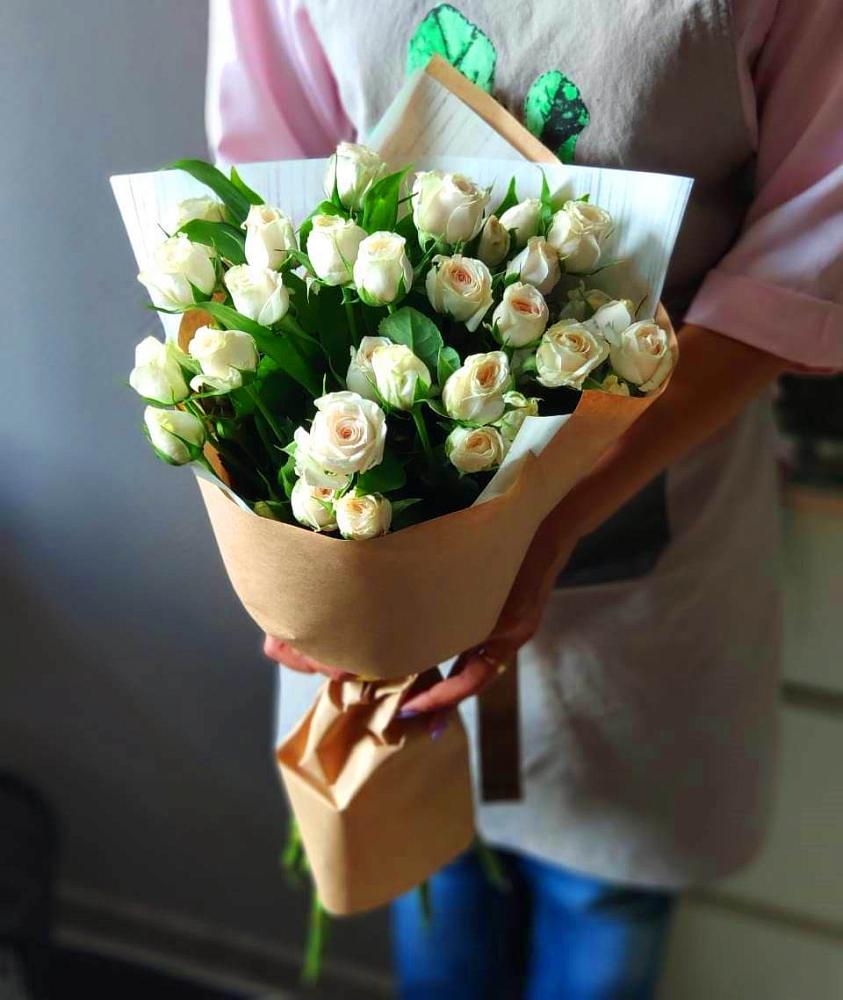 Букет цветов из: Розы в Верхнерусском