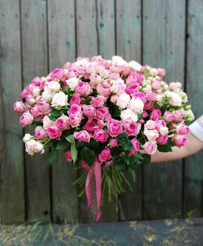 Букет Розовые кустовые розы Натали и Лав Лидия в Верхнерусском