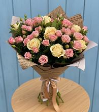 Букет цветов из:  Розы в Верхнерусском