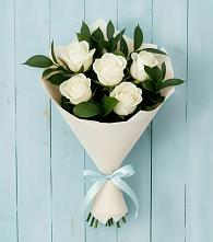 Букет цветов из:  Розы в Верхнерусском