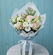 Букет цветов из:  Розы и Лизиантусы #REPLACE_PRED# Верхнерусском