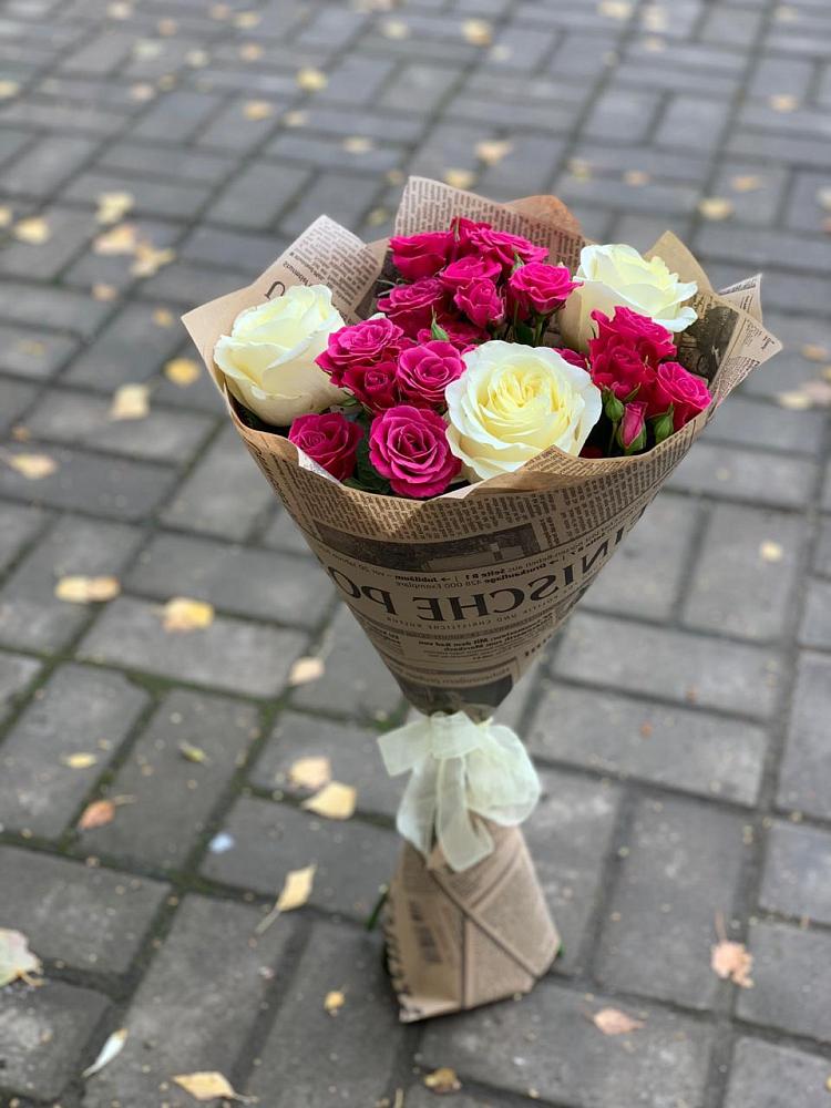 Букет цветов из: Розы в Верхнерусском