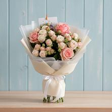 Букет цветов из:  Розы в Верхнерусском