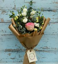 Букет цветов из:  Розы и Лизиантусы #REPLACE_PRED# Верхнерусском