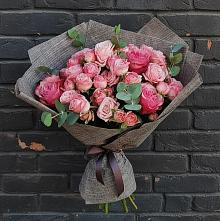 Букет цветов из:  Розы в Верхнерусском
