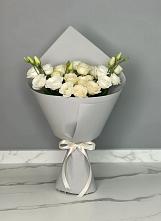 Букет цветов из:  Розы и Лизиантусы в Верхнерусском